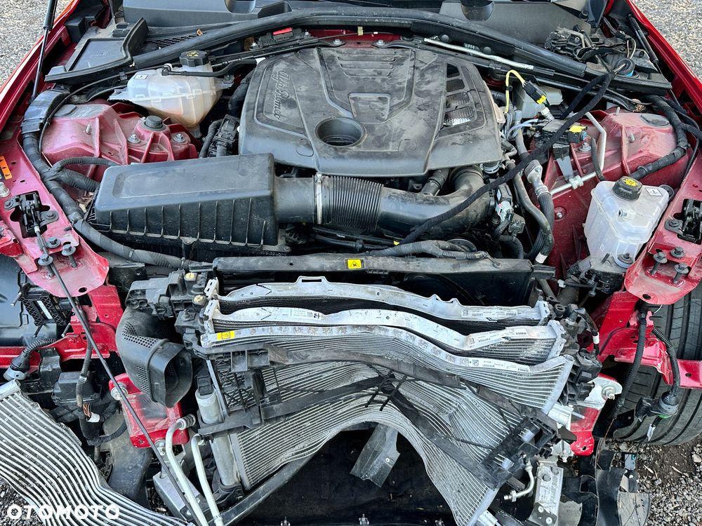 Alfa Romeo Giulia 2.0 Turbo - 13