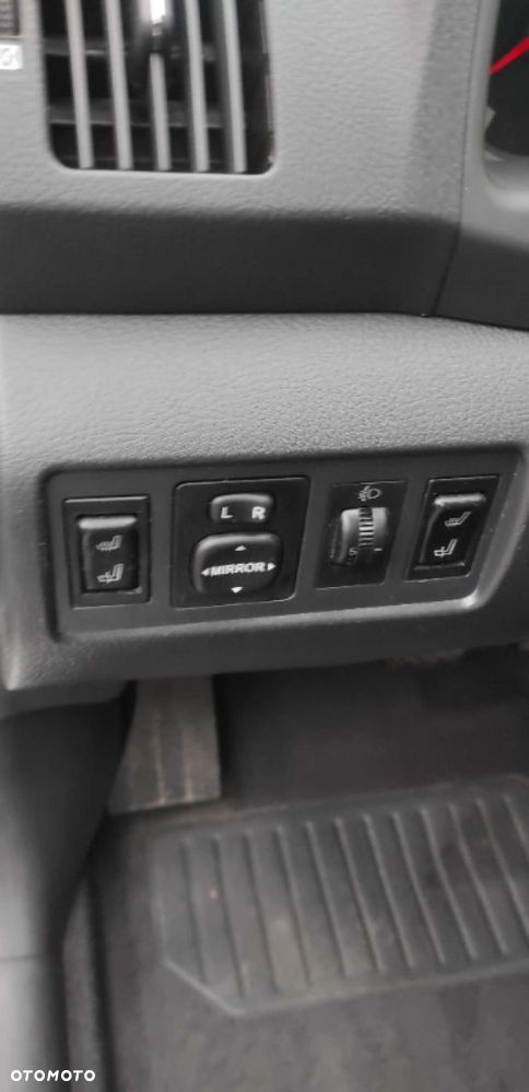 Toyota Corolla Verso - 14