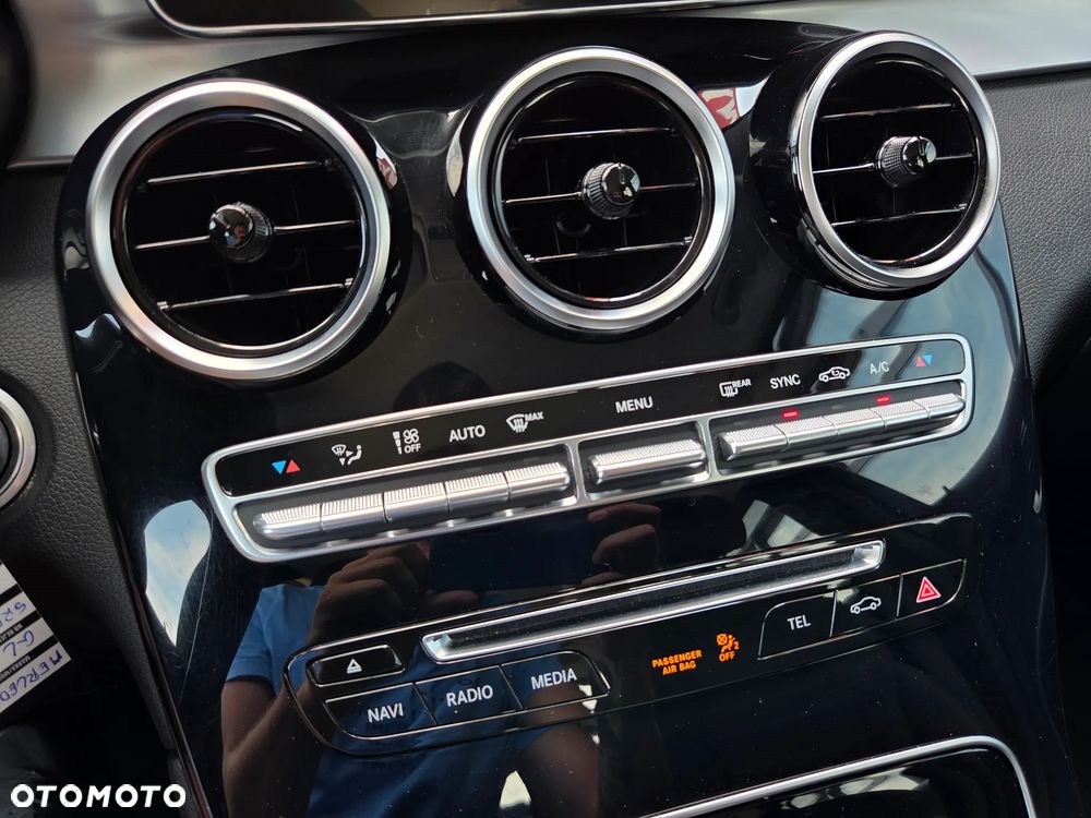 Mercedes-Benz GLC 250 4Matic 9G-TRONIC - 27
