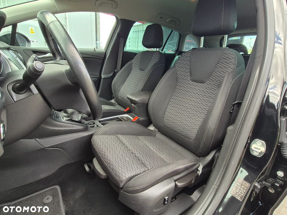 Opel Astra 1.6 D Start/Stop Business - 23