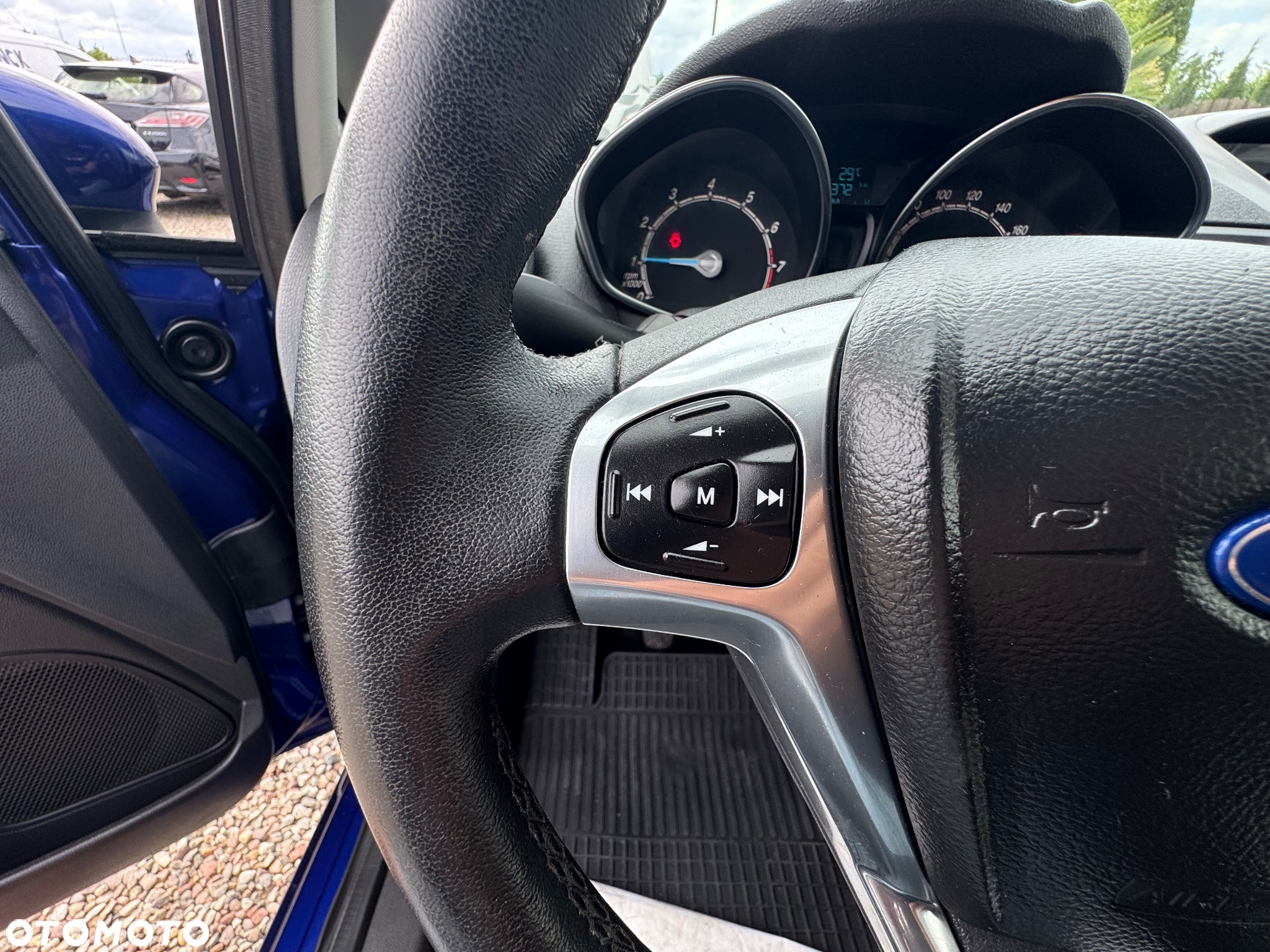 Ford Fiesta 1.4 Trend - 31