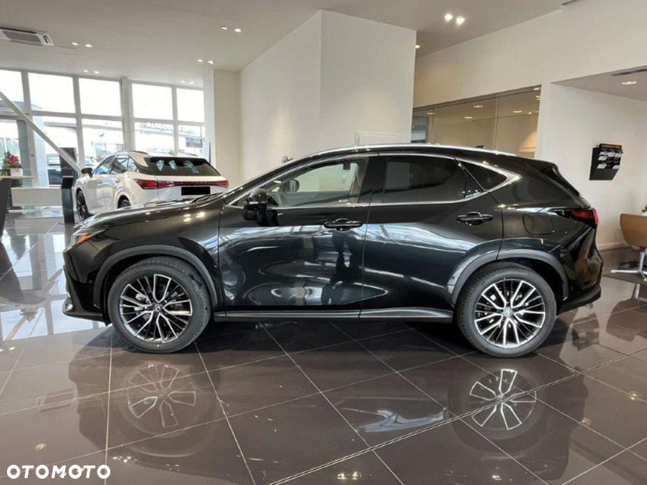 Lexus NX - 4