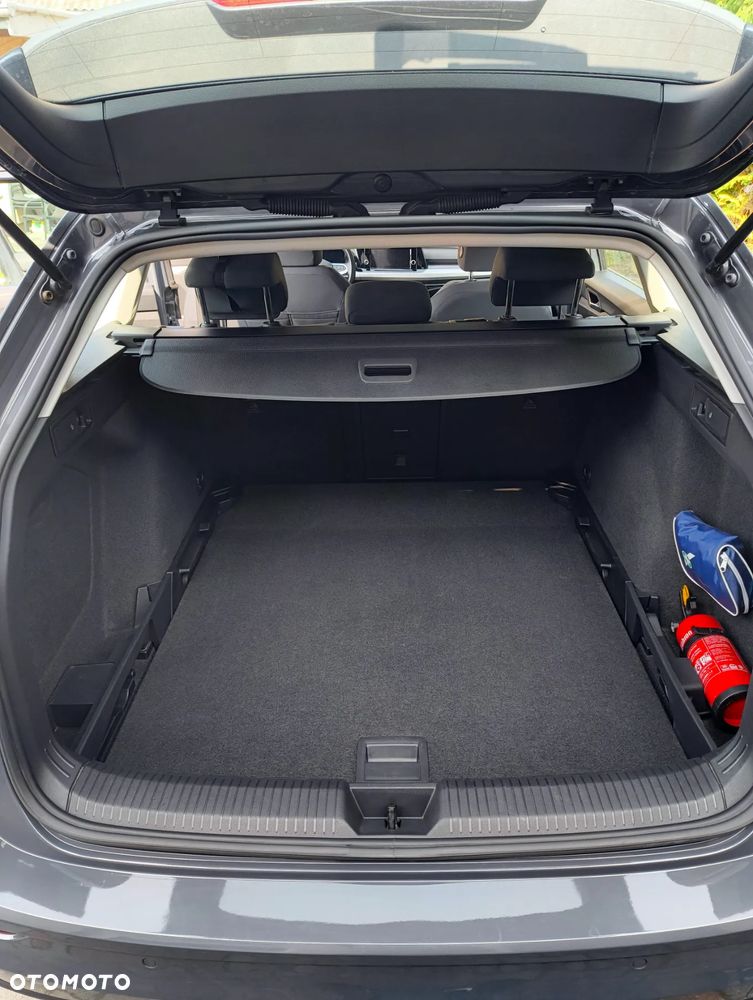 Volkswagen Golf VIII 2.0 TDI Life - 14
