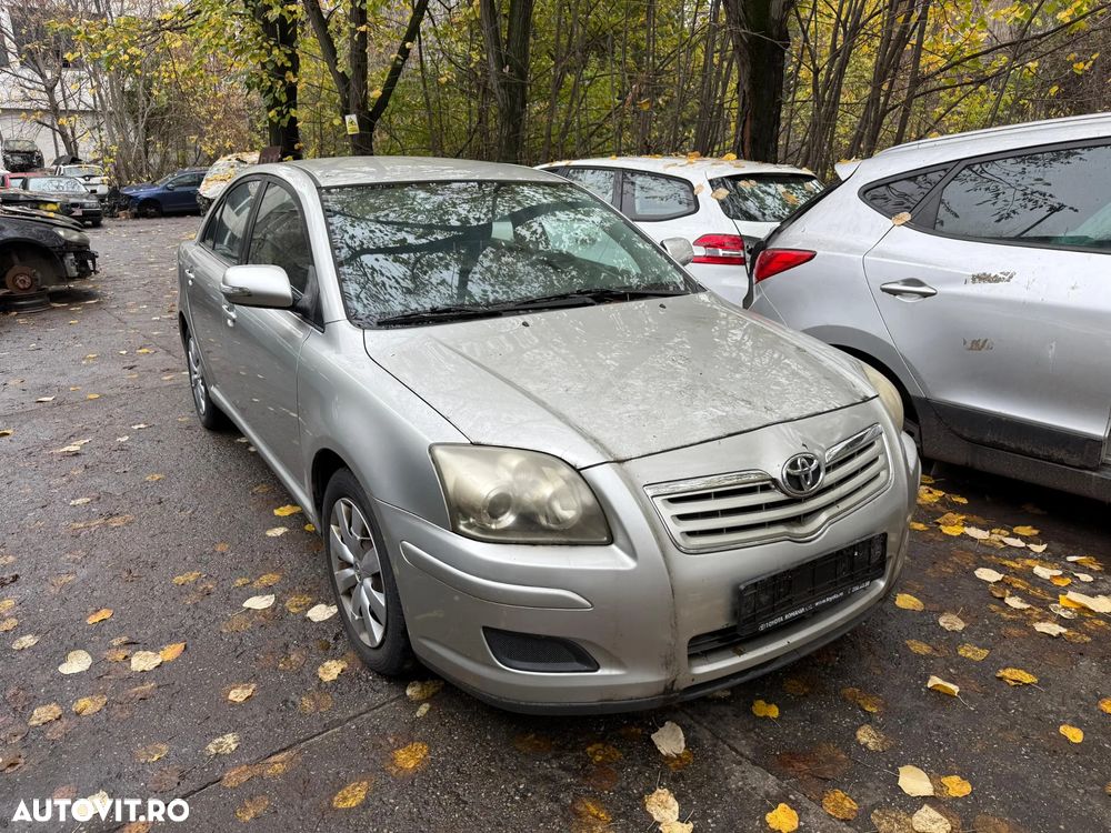 Dezmembrez Toyota Avensis T25 facelift 2.0 diesel 2007 gri verzui 93KW - 10