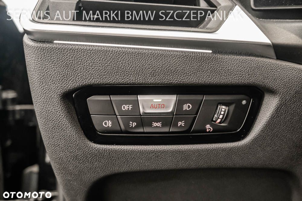 BMW Seria 3 320d xDrive mHEV M Sport sport - 16