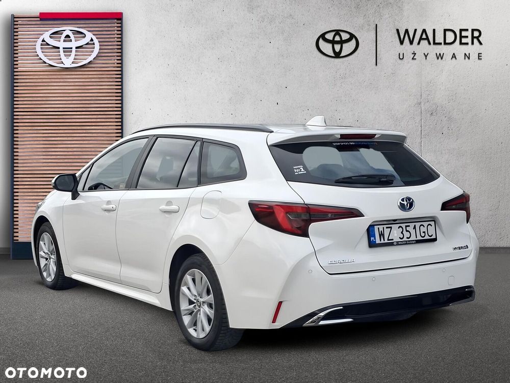 Toyota Corolla 1.8 Hybrid Comfort - 4