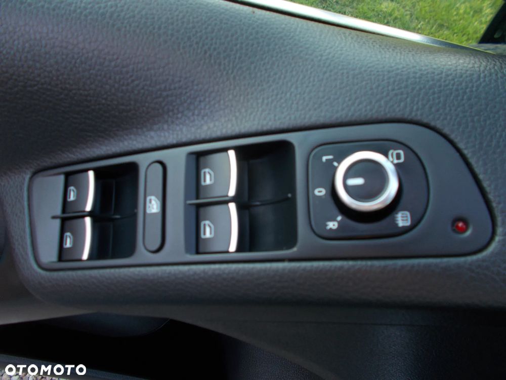 Volkswagen Tiguan 2.0 TDI R-Style - 13