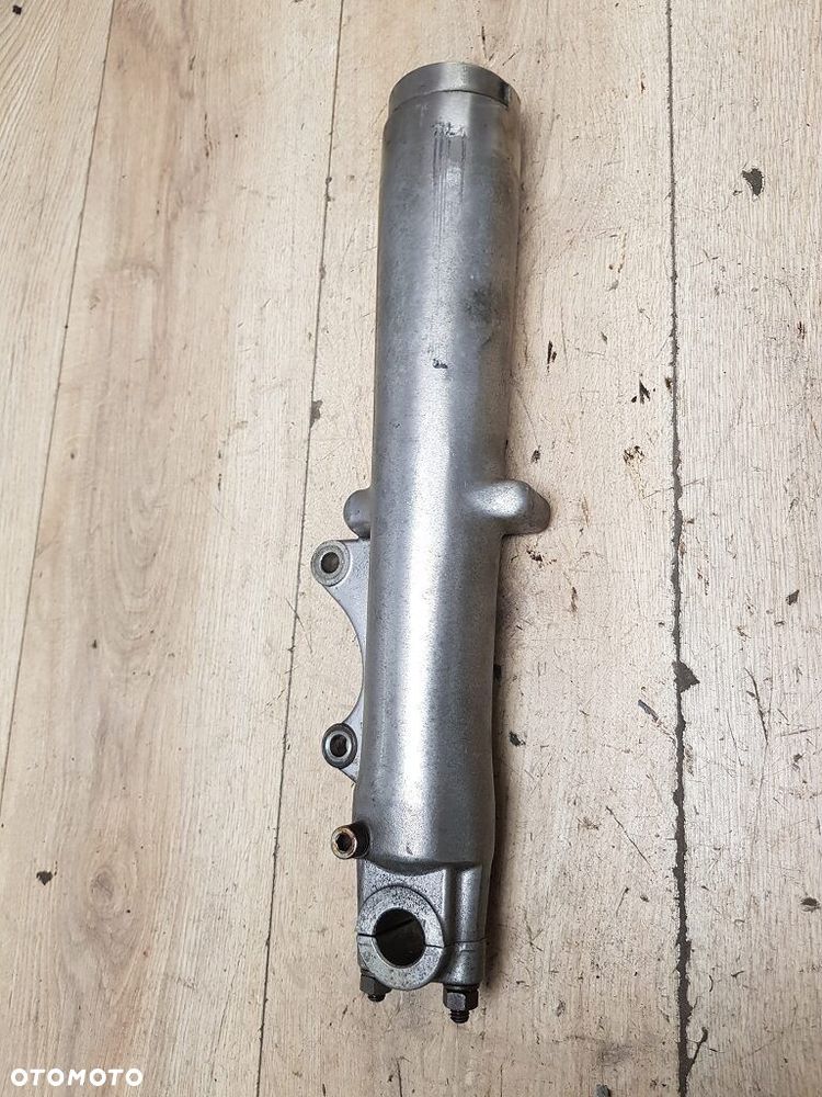 Goleń prawy Harley Davidson Touring Evo 45833-97 - 4