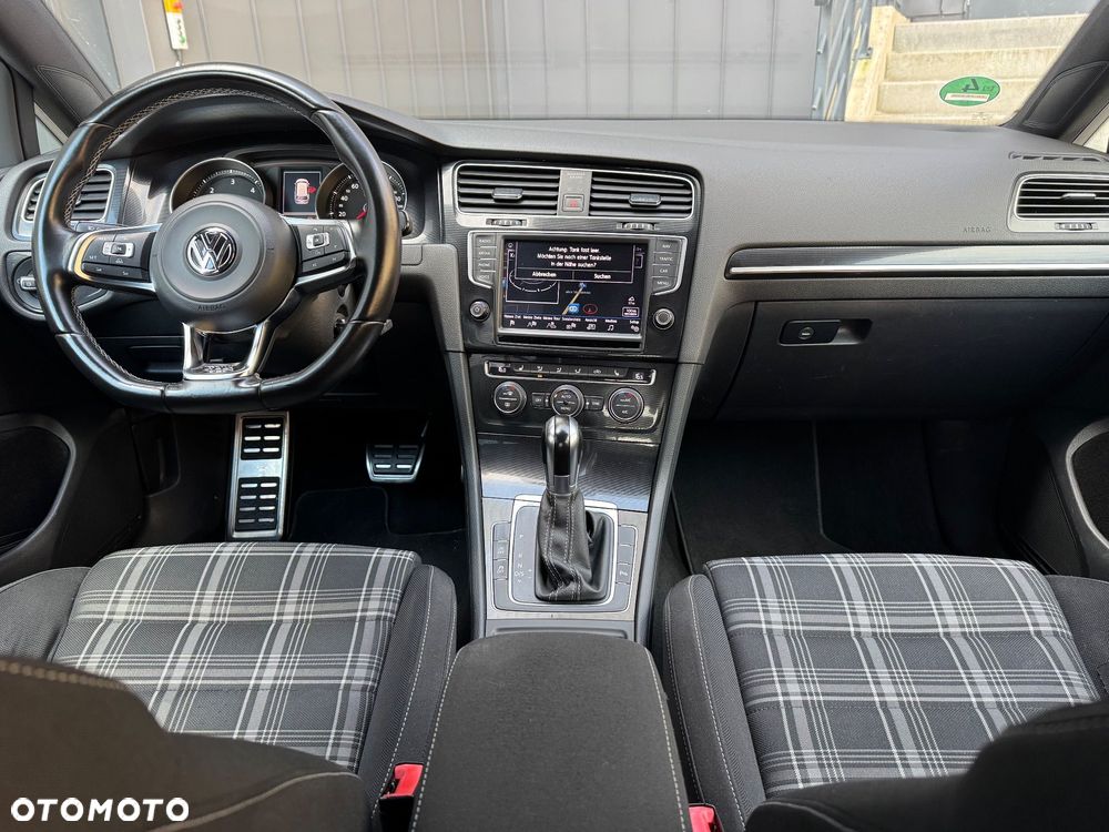 Volkswagen Golf GTD 2.0 TDI SCR DSG - 24