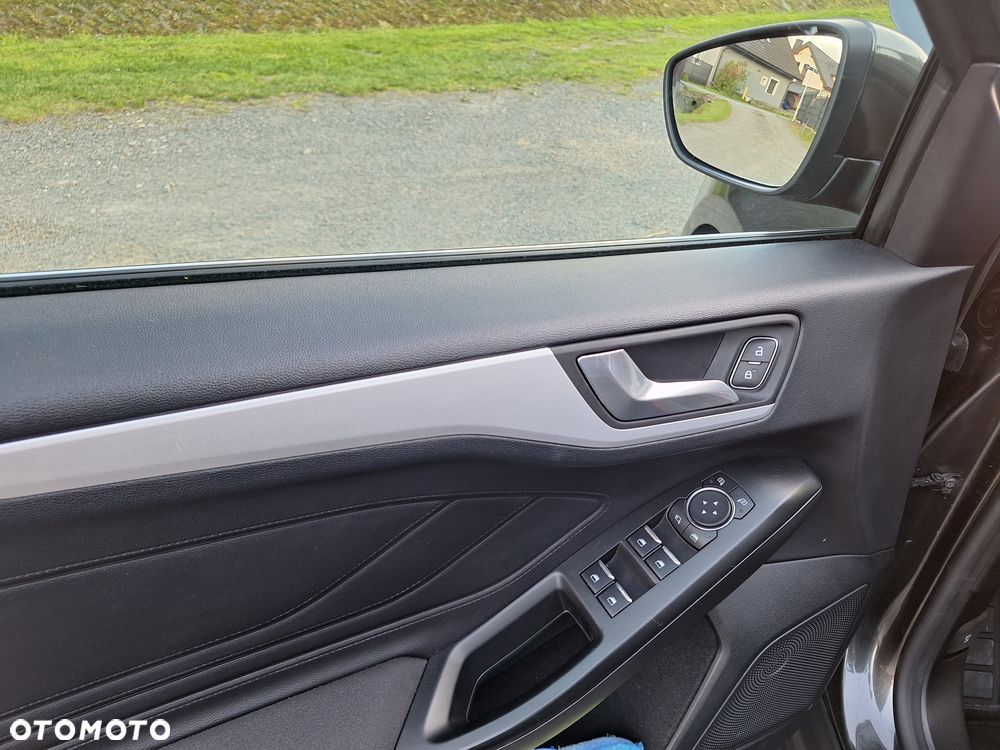 Ford Focus - 9