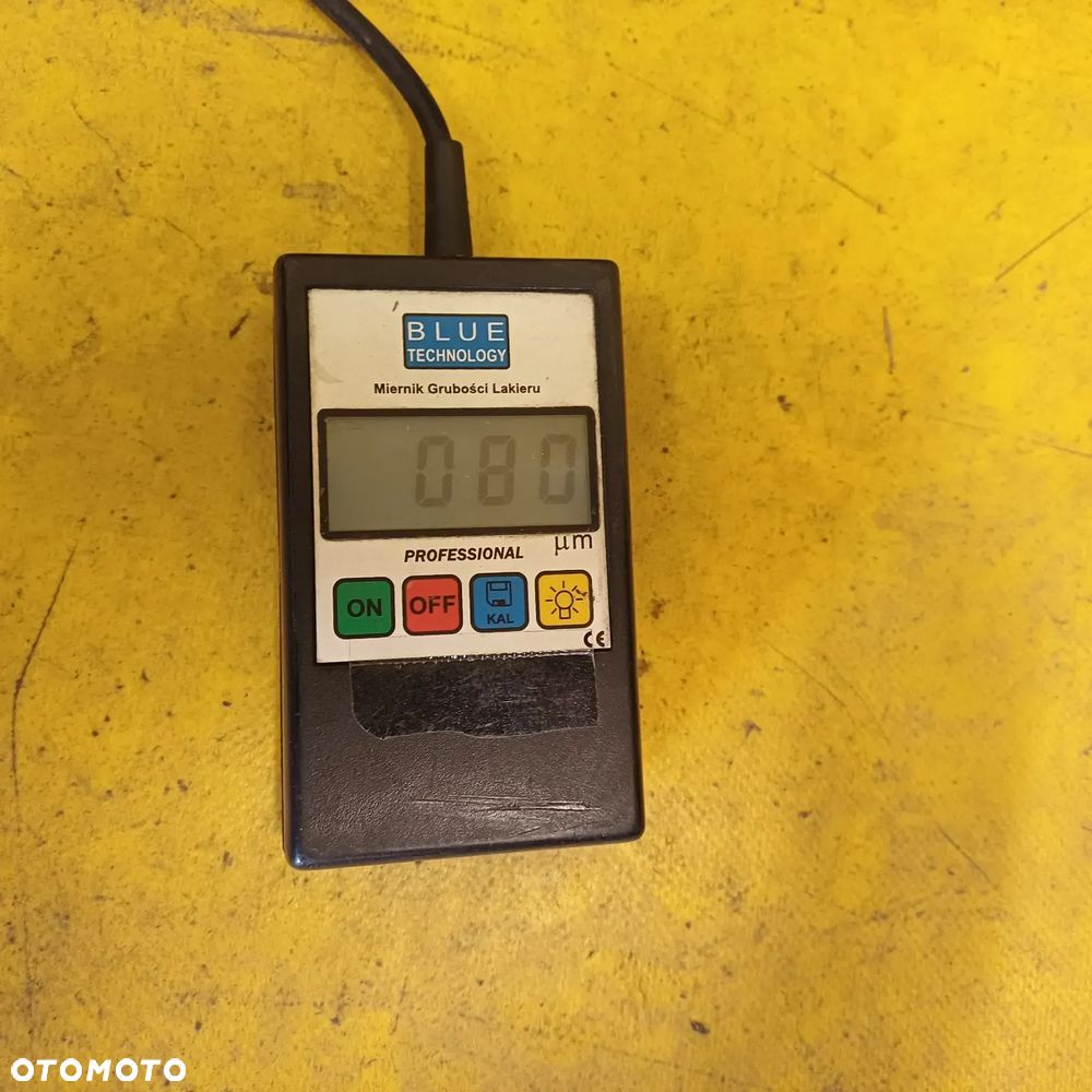BŁOTNIK LEWY PRZÓD FORD FOCUS II LIFT KOMBI LAK: H4 NR709 - 9