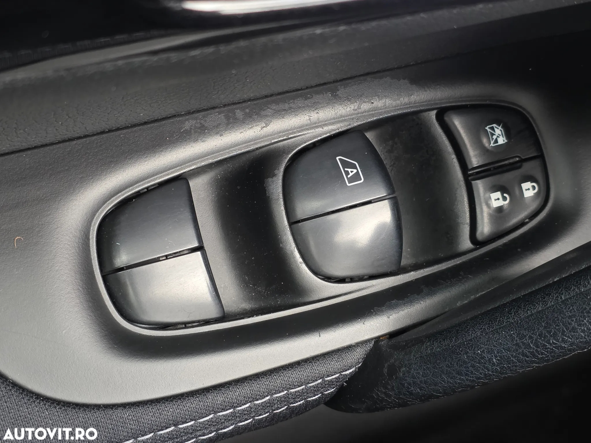 Nissan Qashqai 1.6 DCI TEKNA - 27