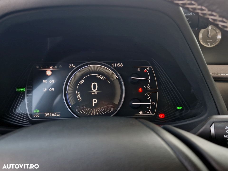 Lexus UX - 21