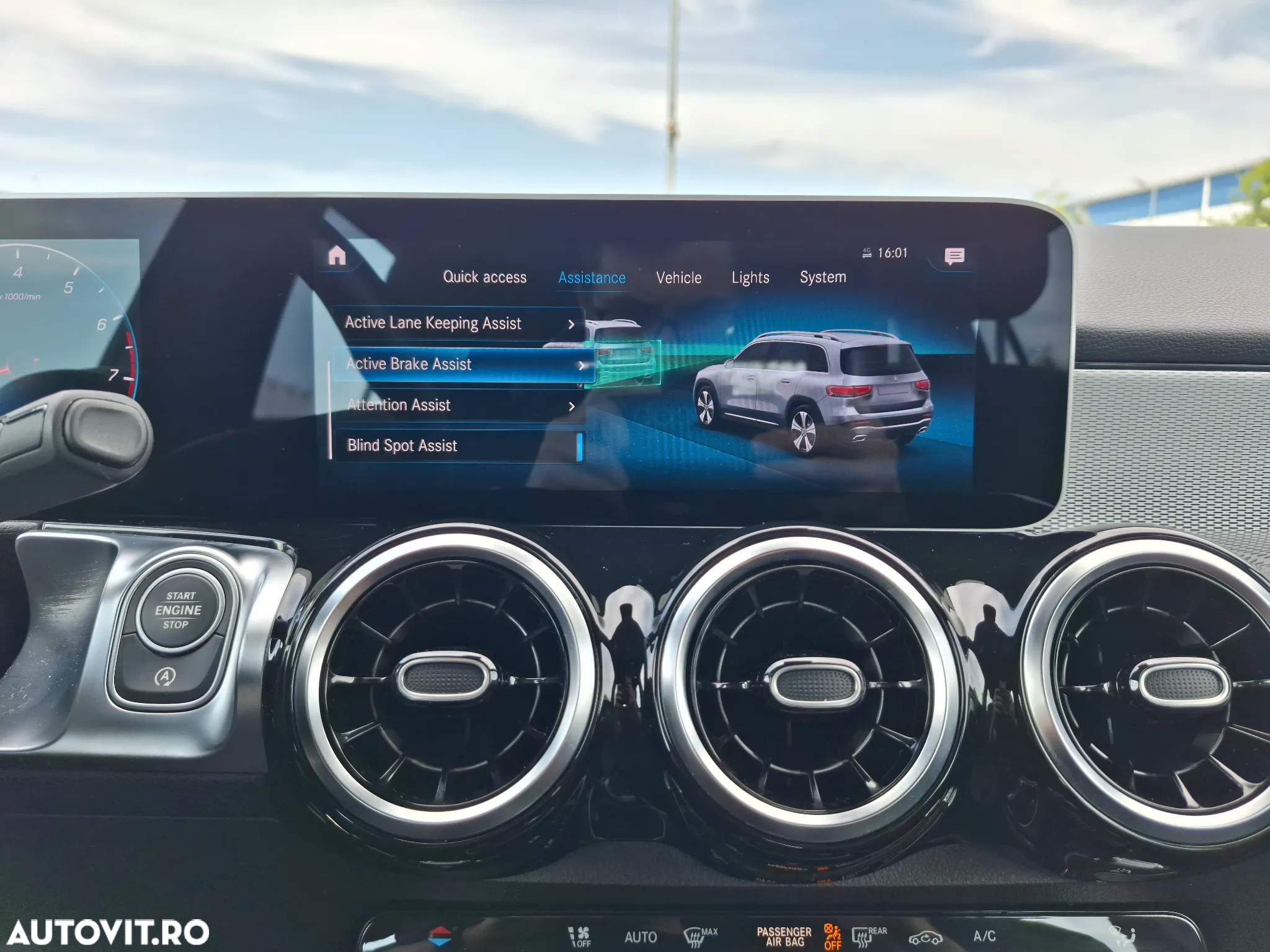 Mercedes-Benz GLB 250 4MATIC Aut. - 26