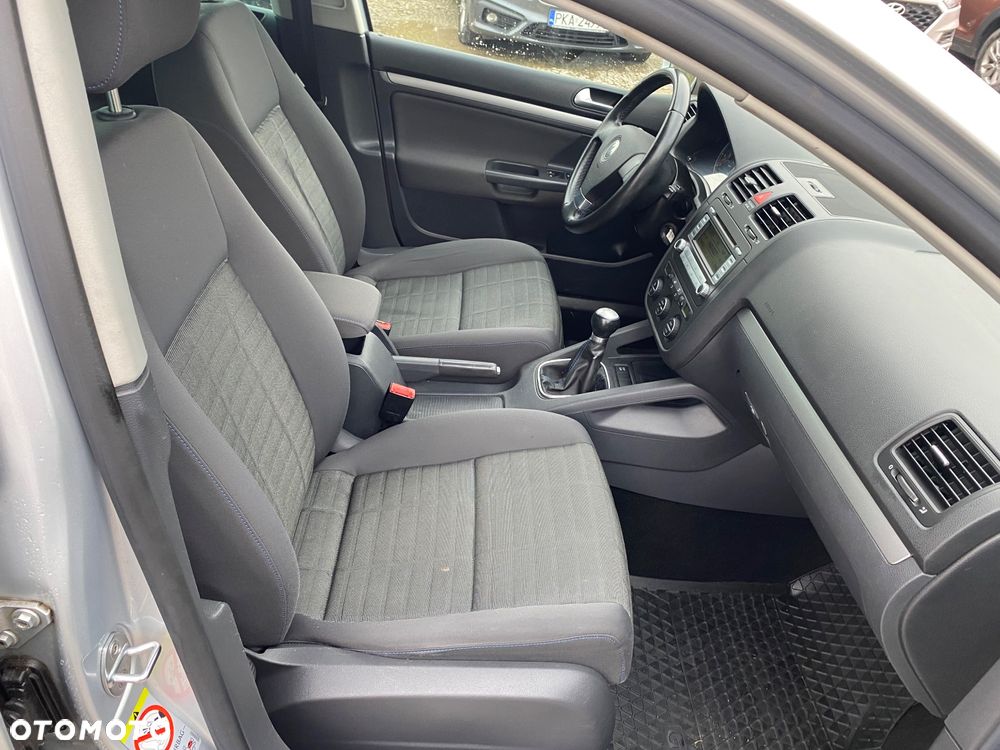 Volkswagen Golf 1.6 United - 26