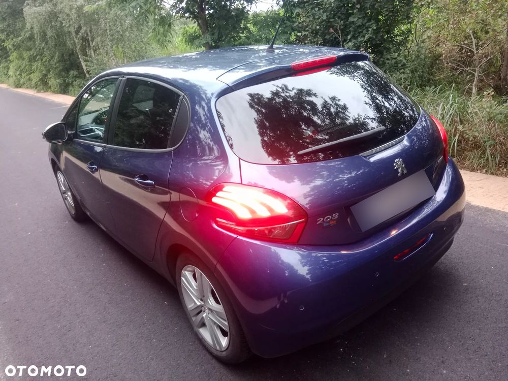 Peugeot 208 1.2 PureTech Active - 8