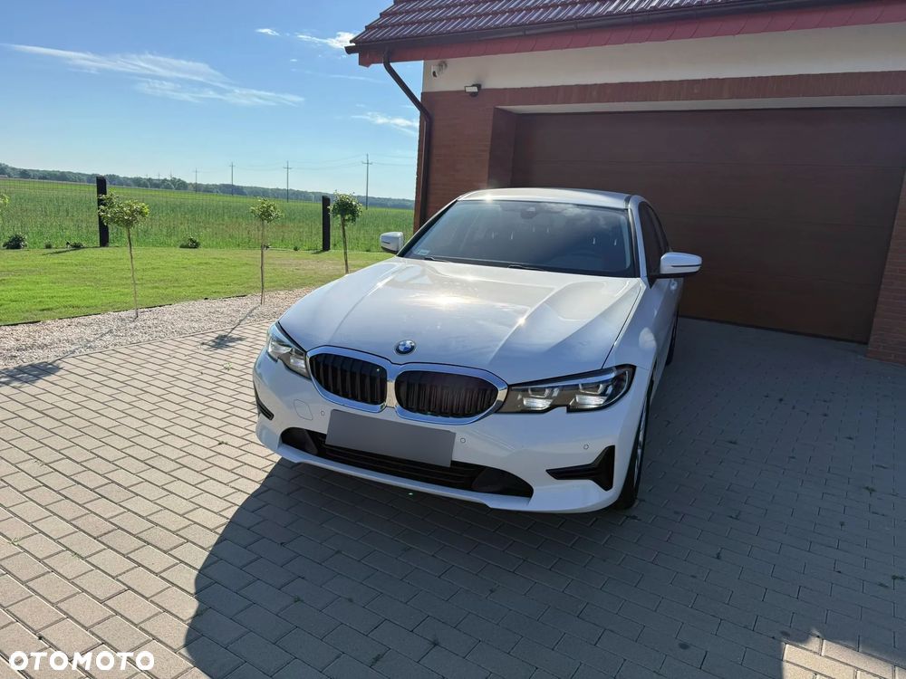 BMW Seria 3 318i Advantage - 3