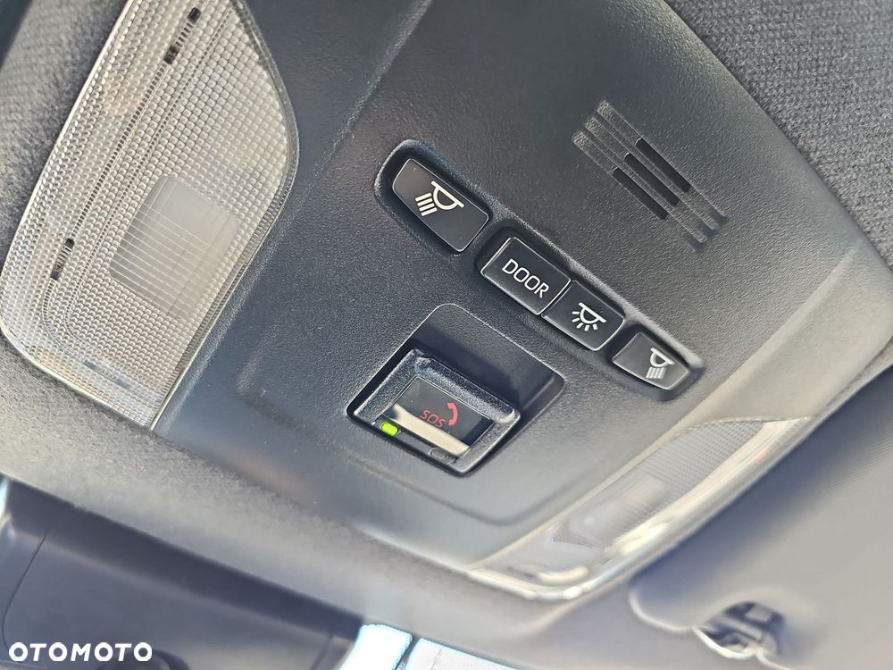 Toyota Corolla 1.8 Hybrid Active - 25