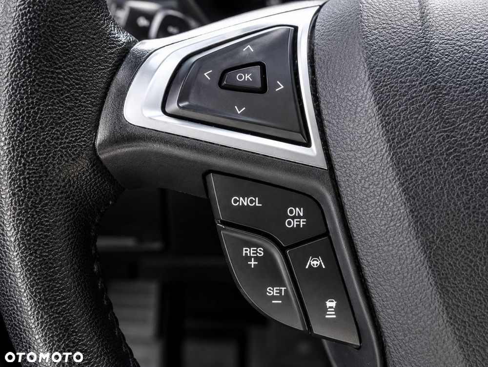 Ford Edge - 19