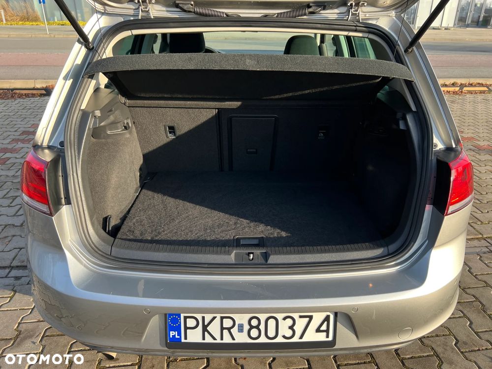 Volkswagen Golf - 13