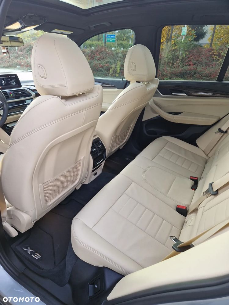 BMW X3 xDrive30i Luxury Line - 18