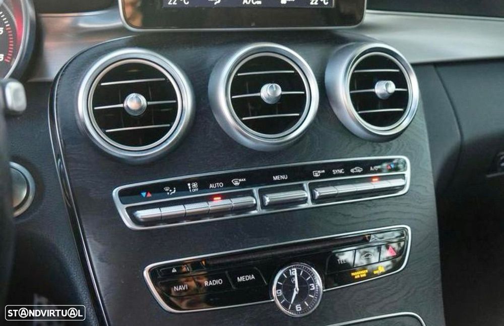 Mercedes-Benz C 220 d Coupe 9G-TRONIC AMG Line - 13