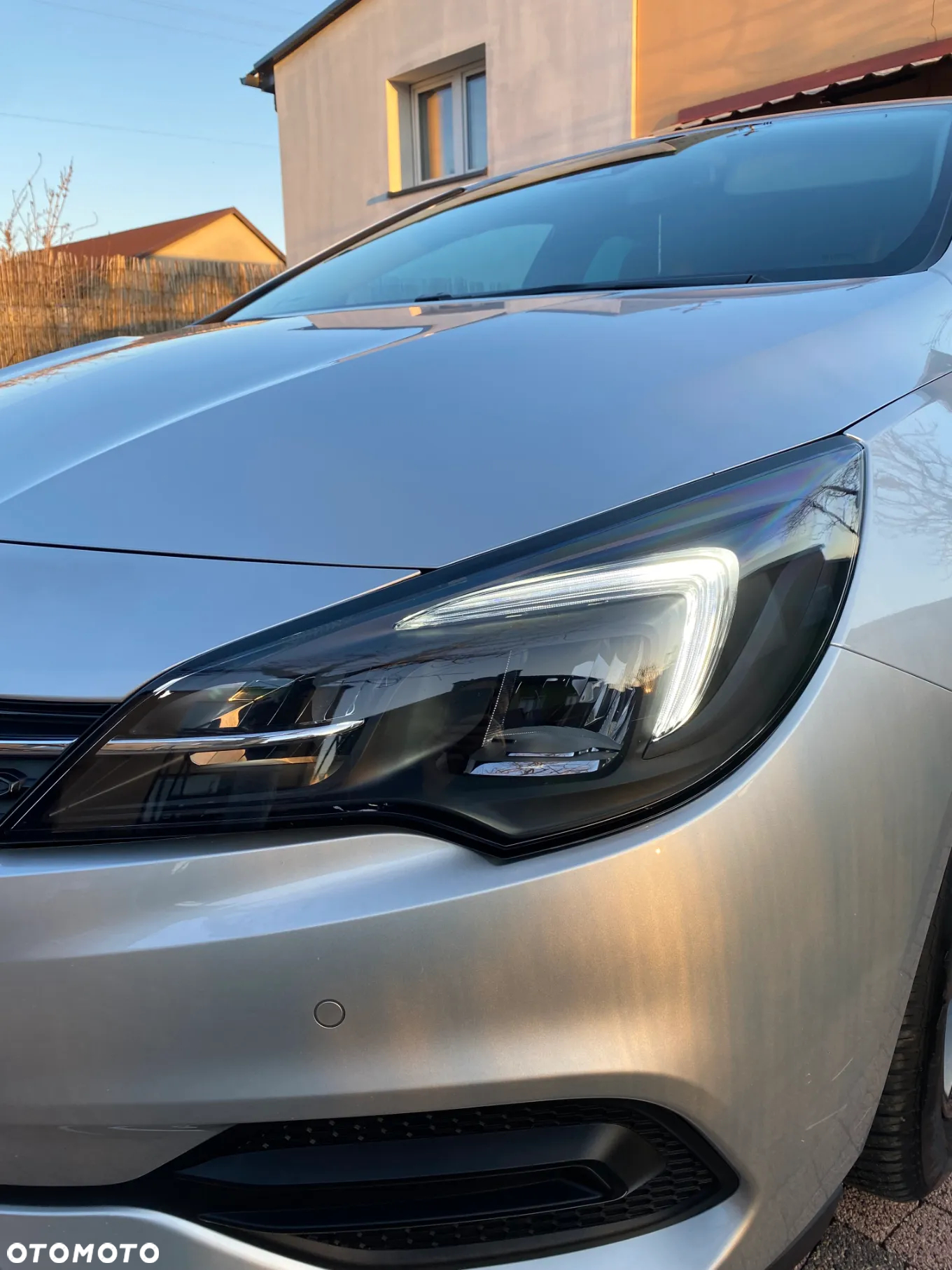 Opel Astra V 1.2 T Elegance S&S - 7