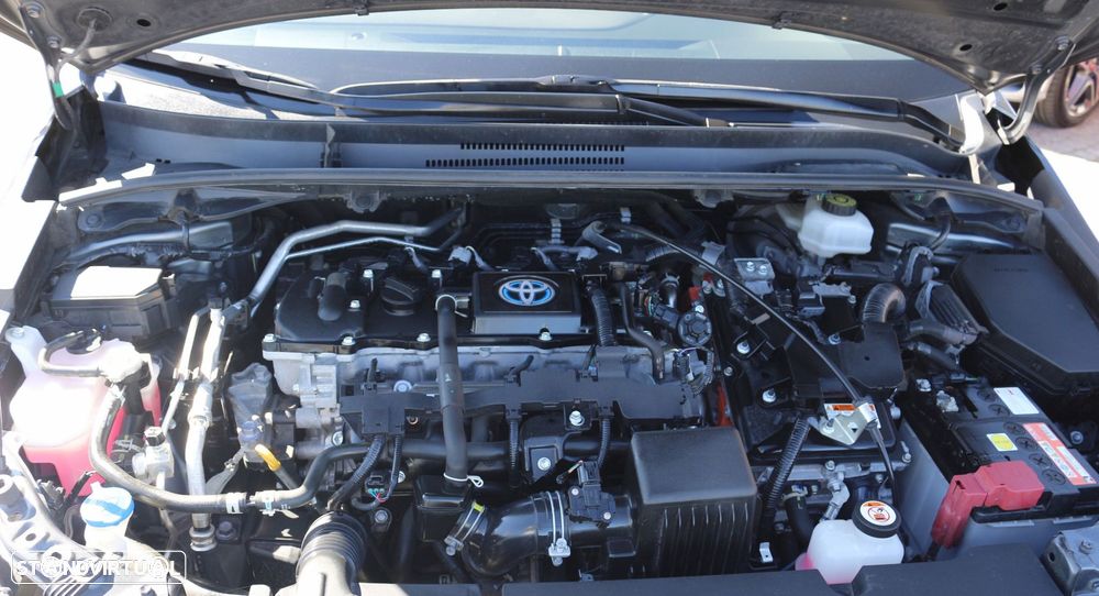 Toyota Corolla SD 1.8 Hybrid Luxury - 43