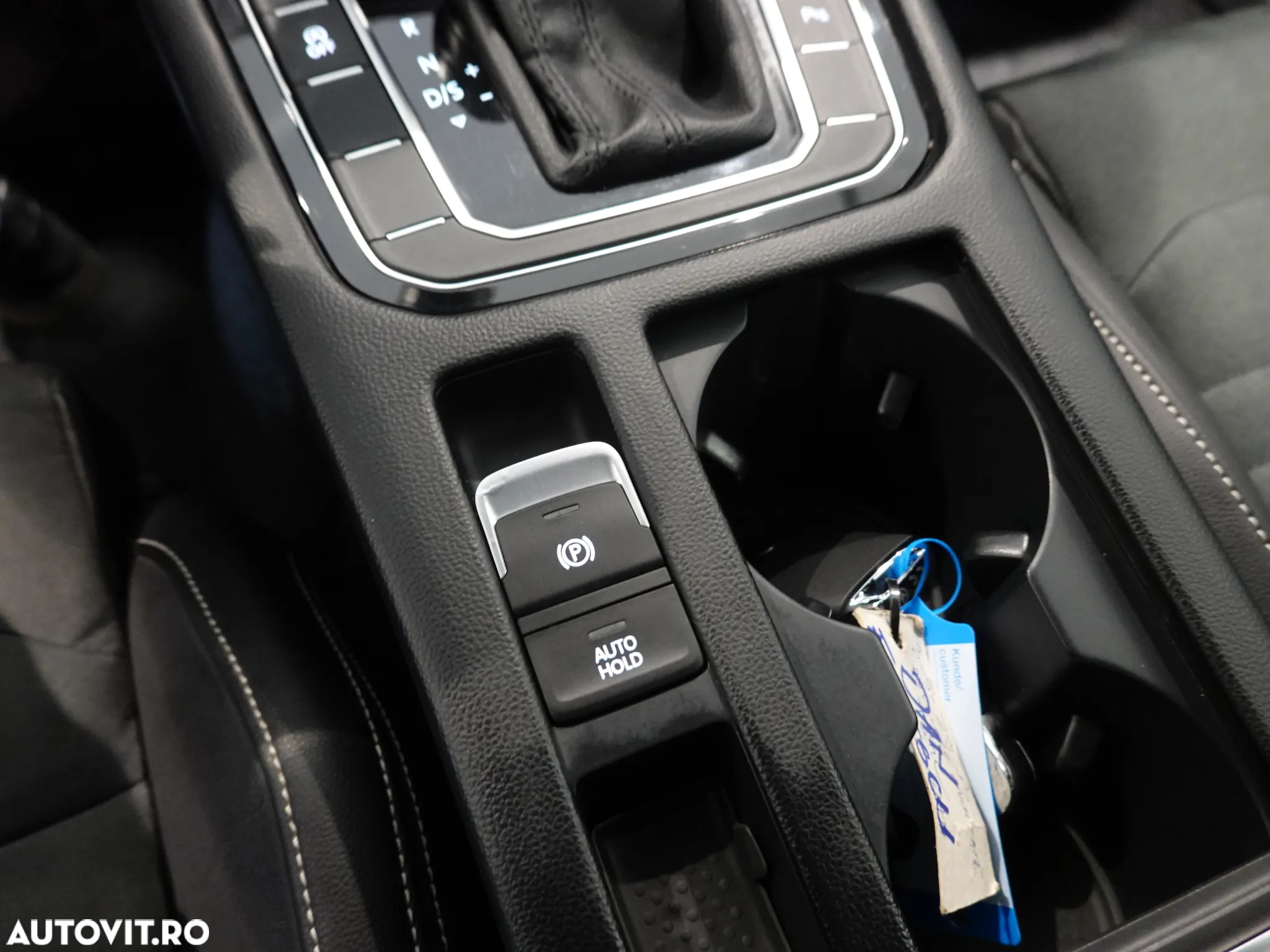 Volkswagen Passat - 19