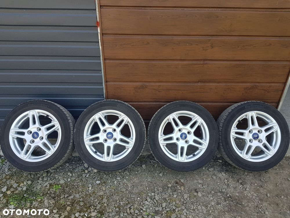 Ford Fiesta 1.6 Ti-VCT Titanium - 37