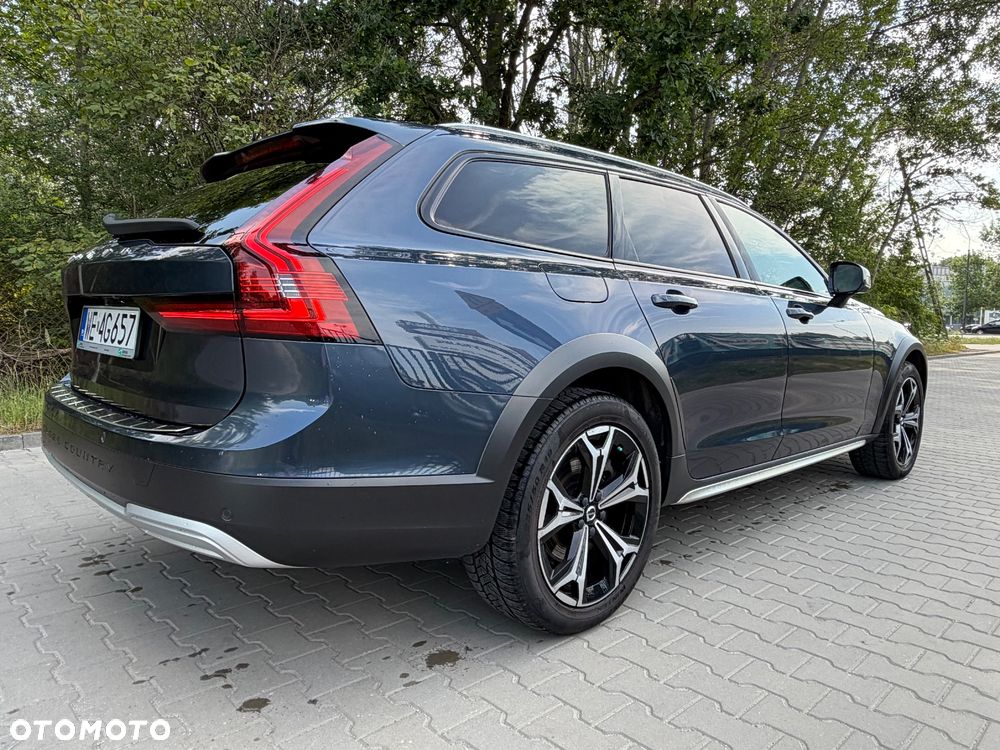 Volvo V90 Cross Country D5 AWD Pro - 6