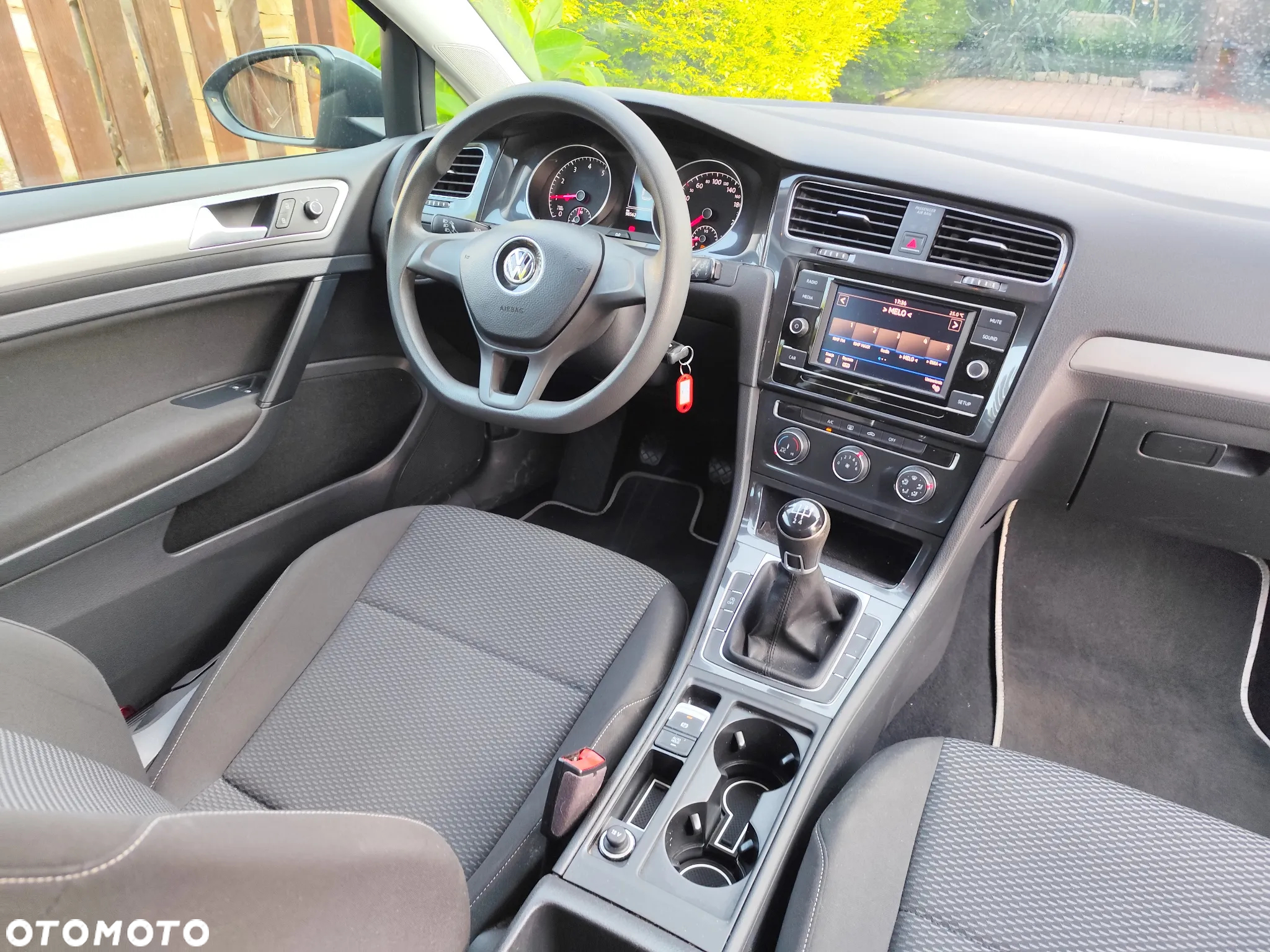 Volkswagen Golf VII 1.0 TSI BMT Trendline - 5