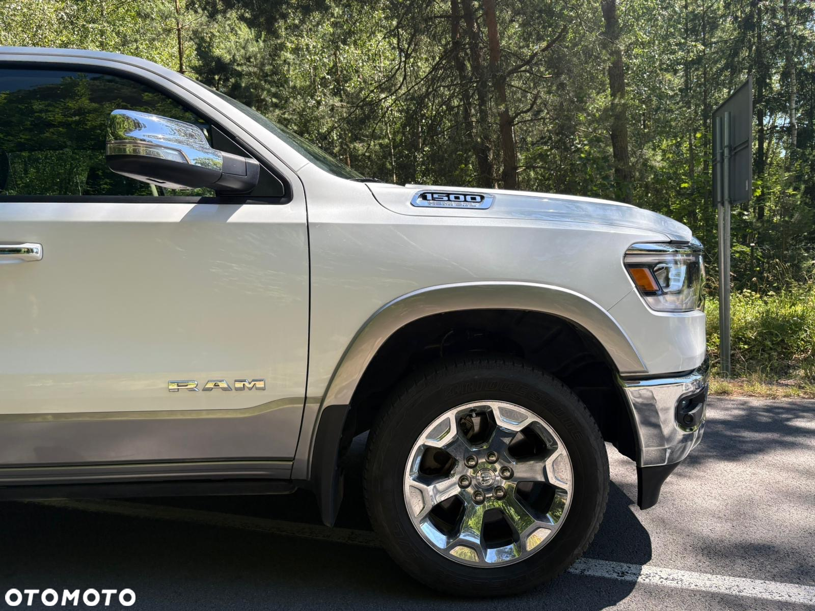Dodge RAM 1500 5.7 4x4 - 10