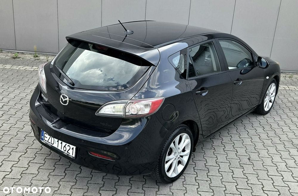 Mazda 3 1.6 CD Exclusive + - 5