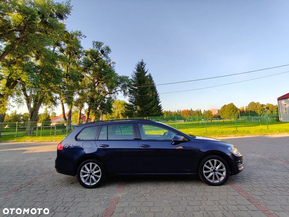 Volkswagen Golf - 5