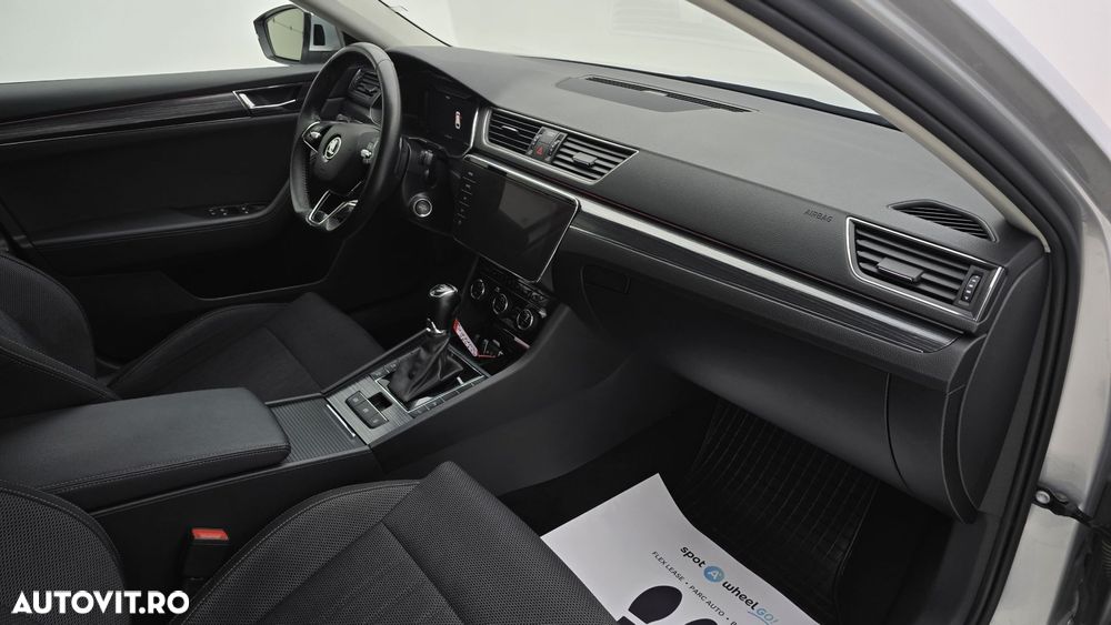 Skoda Superb Combi 2.0 TDI DSG Style - 20