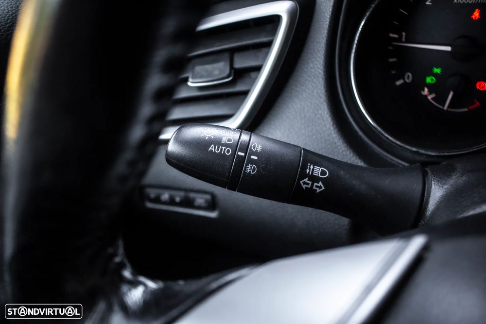 Nissan X-Trail 1.6 dCi N-Connecta - 15