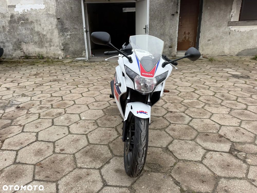 Honda CBR - 3