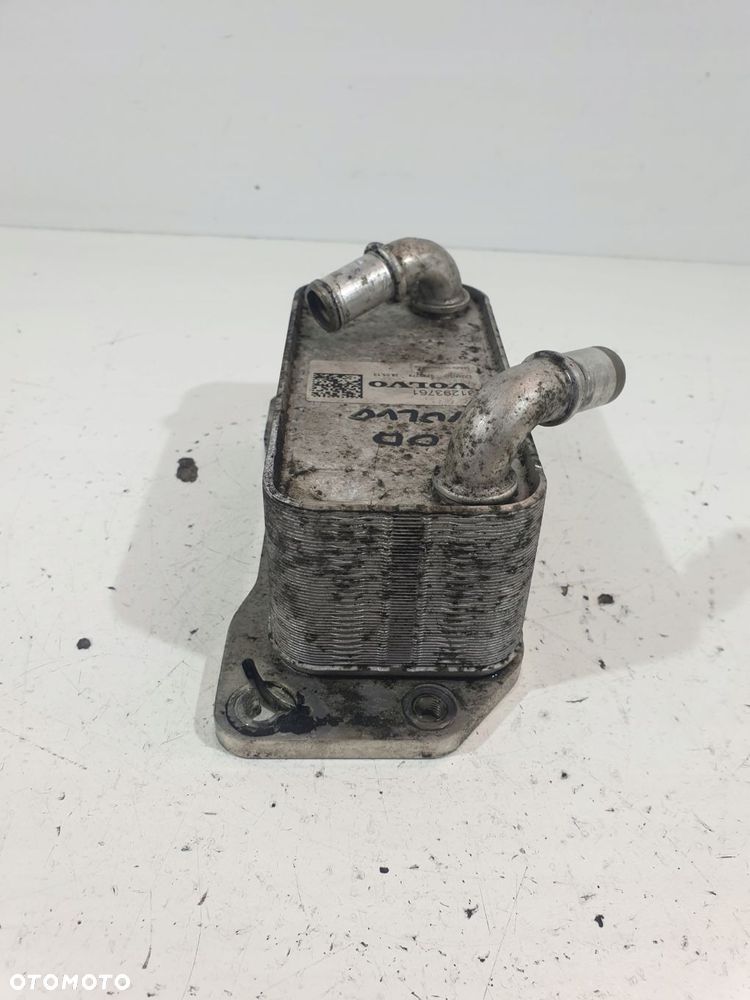 chłodnica oleju 31293761 2.0d4 d4204t5 181km volvo - 4