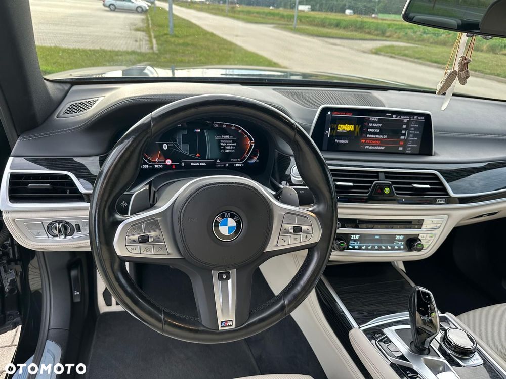 BMW Seria 7 740d xDrive mHEV sport - 11