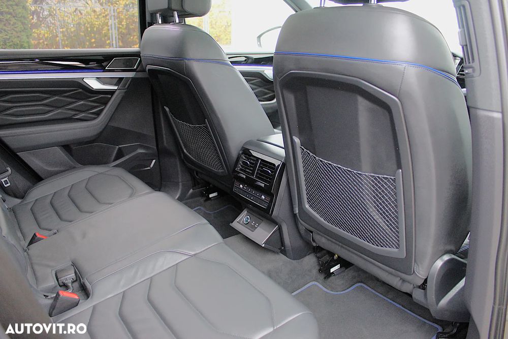 Volkswagen Touareg 3.0 V6 e-Hybrid 4Motion Aut. R - 13