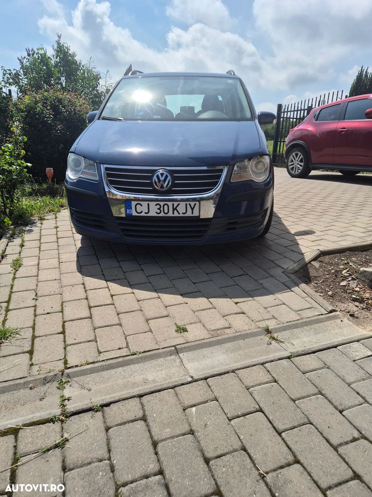 Volkswagen Touran 1.4 TSI DSG Trendline - 1