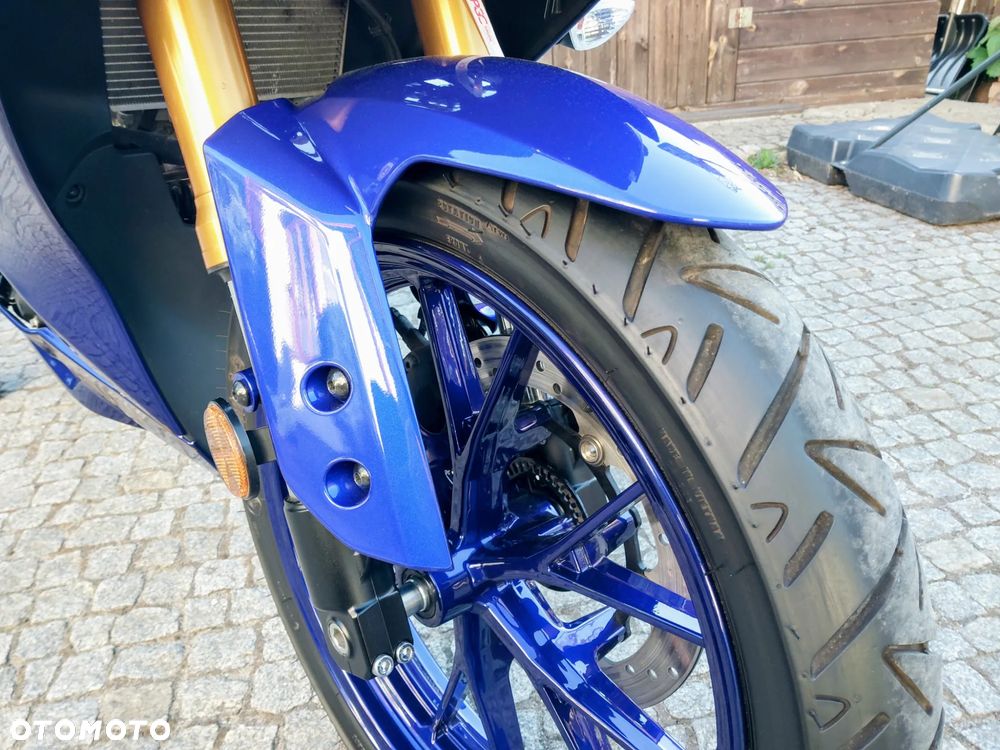 Yamaha YZF - 14