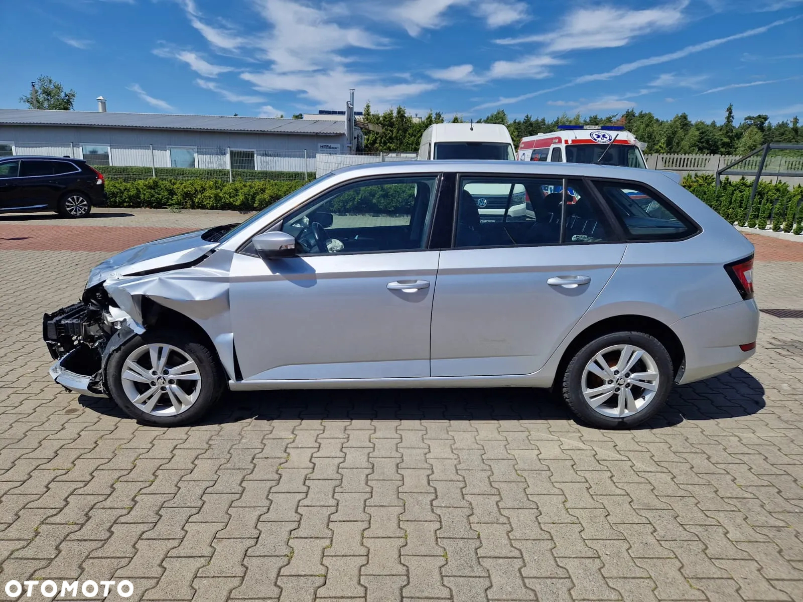 Skoda Fabia 1.0 Ambition - 4