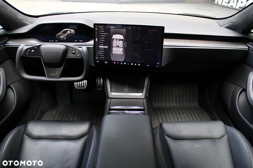 Tesla Model S Plaid - 22