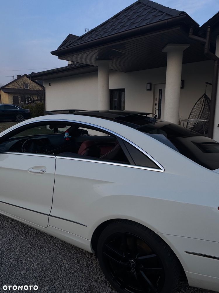 Mercedes-Benz Klasa E 350 CDI BlueEff - 3