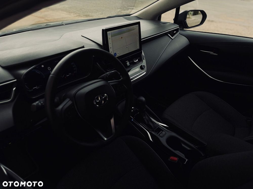 Toyota Corolla 1.8 Hybrid Comfort - 22