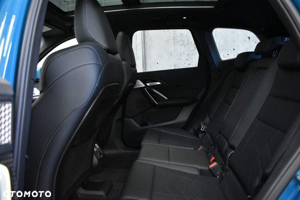 BMW X1 - 24