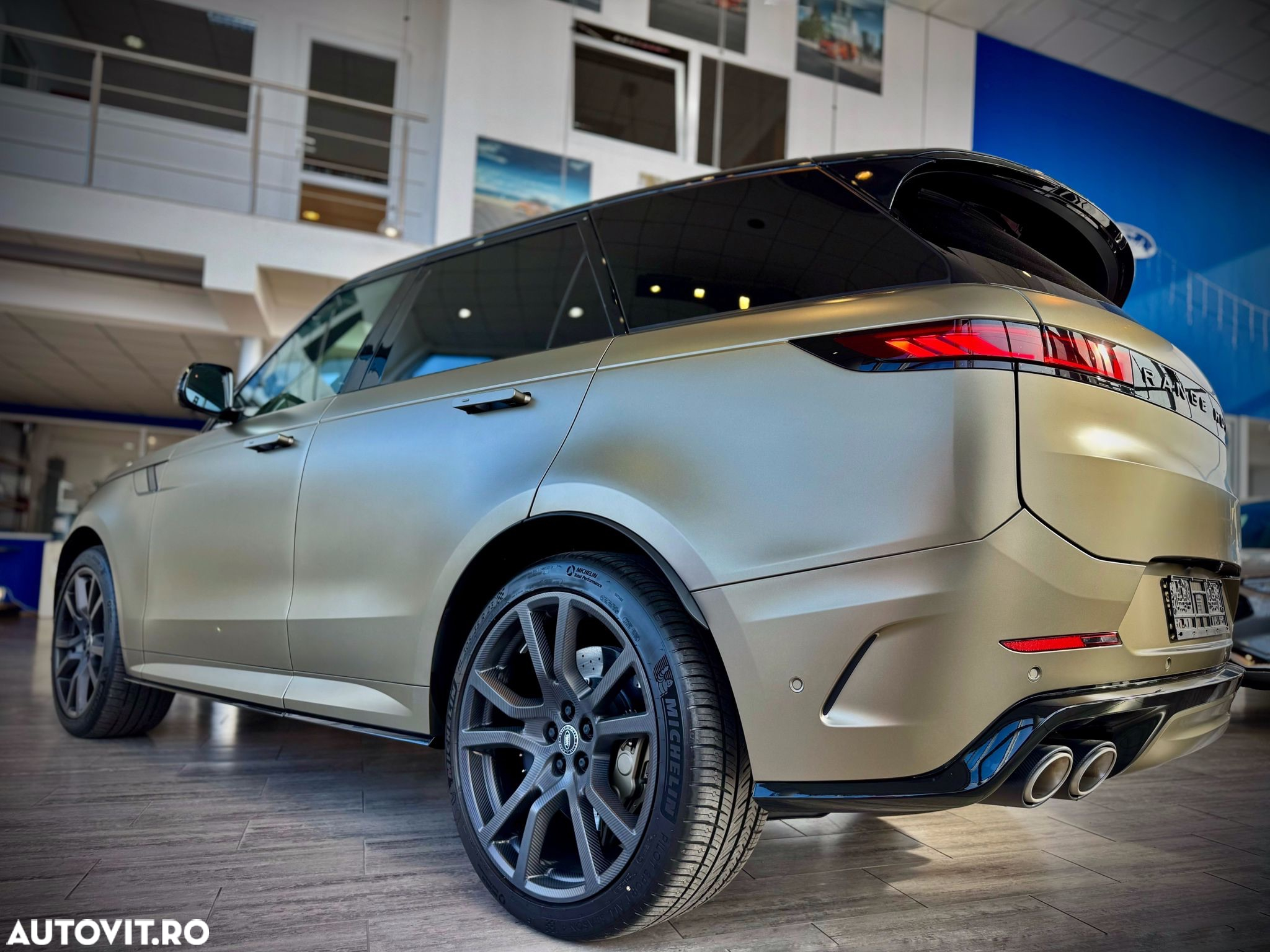 Land Rover Range Rover Sport - 4