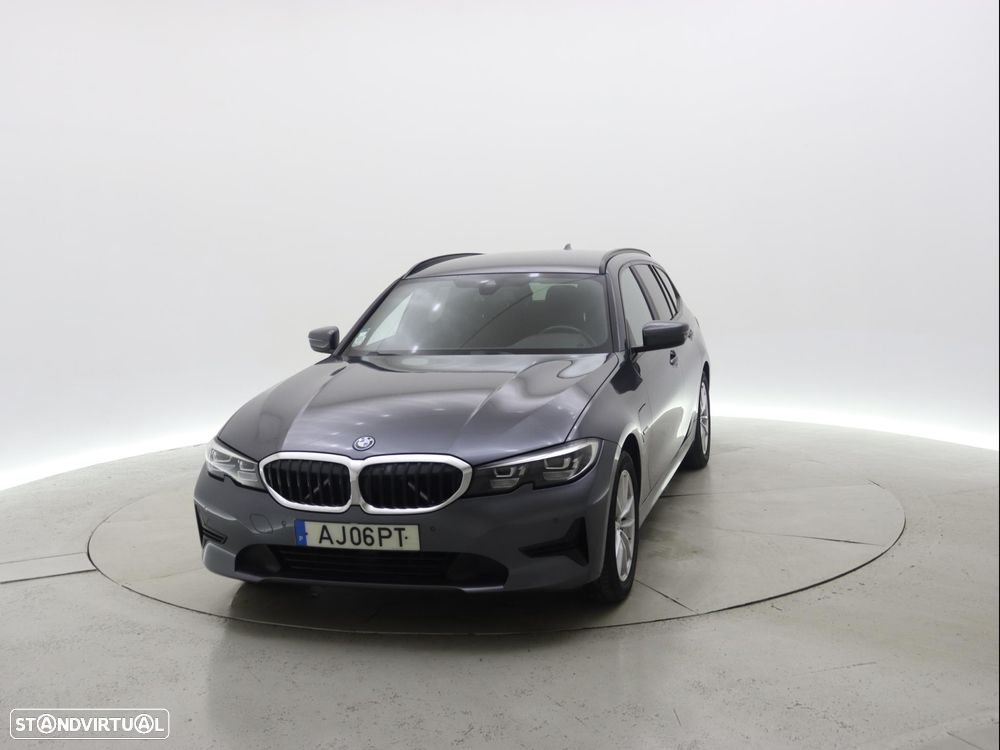 BMW 320 e Touring Corporate Edition Auto - 12